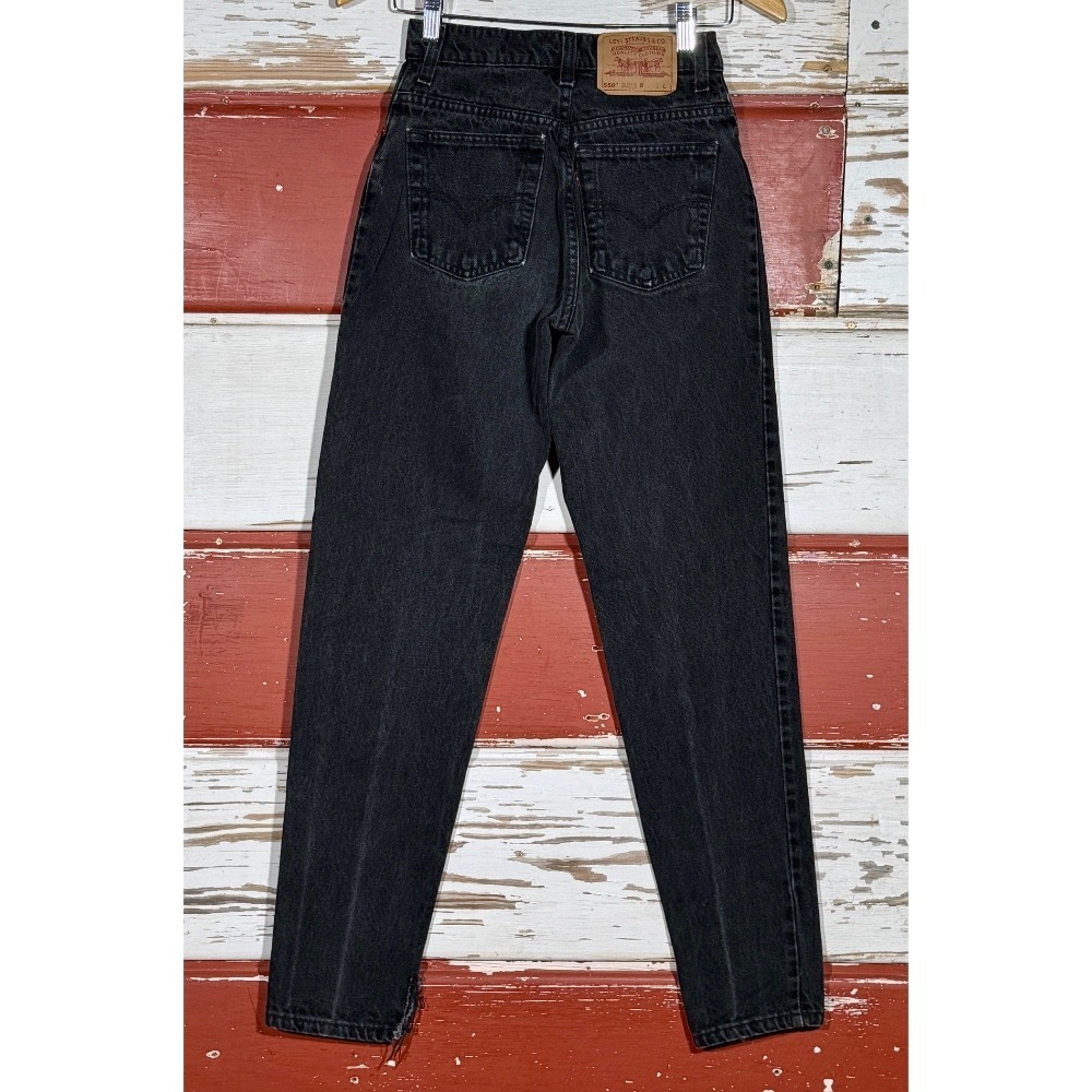 USA Vintage Levi's 550 Relaxed Fit Tapered Leg‎ Black Jeans Women's